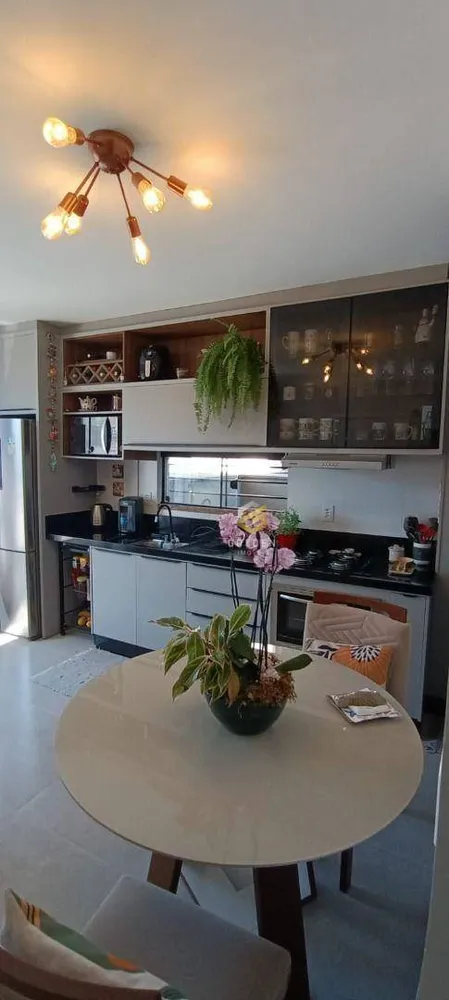 Apartamento, 2 quartos, 60 m² - Foto 2