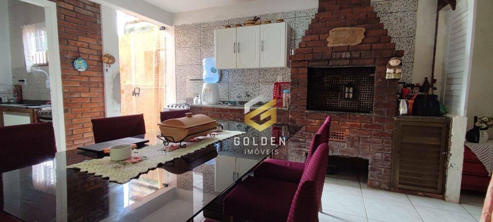 Casa à venda com 4 quartos, 270m² - Foto 7