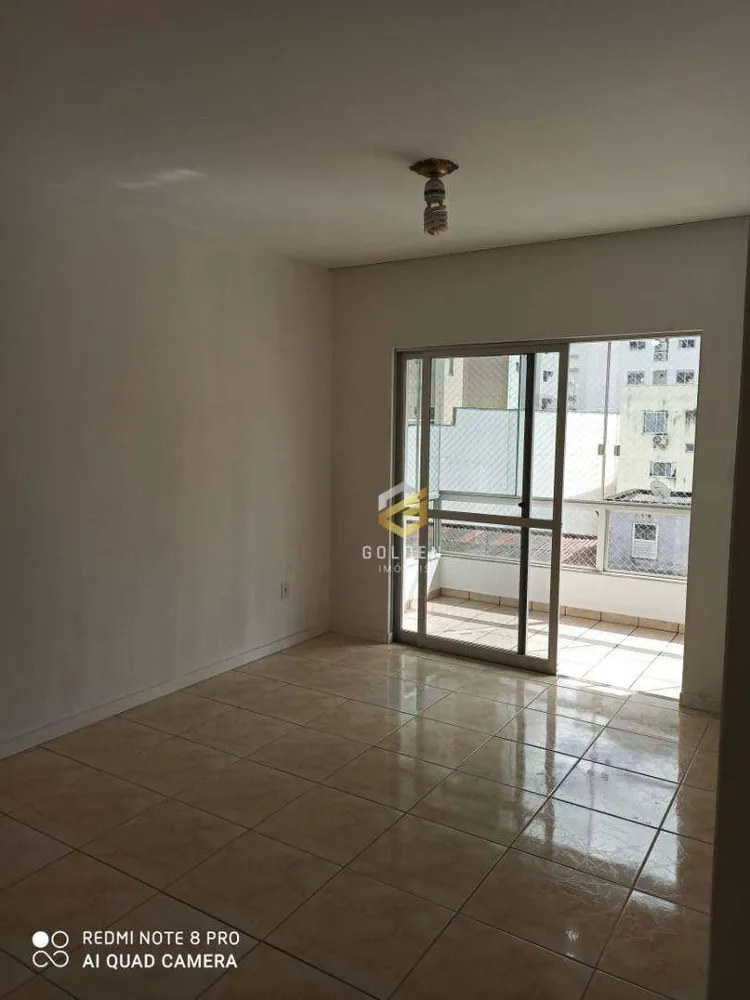 Apartamento, 3 quartos, 140 m² - Foto 1