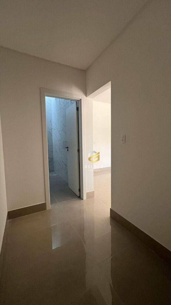 Casa à venda com 3 quartos, 150m² - Foto 11