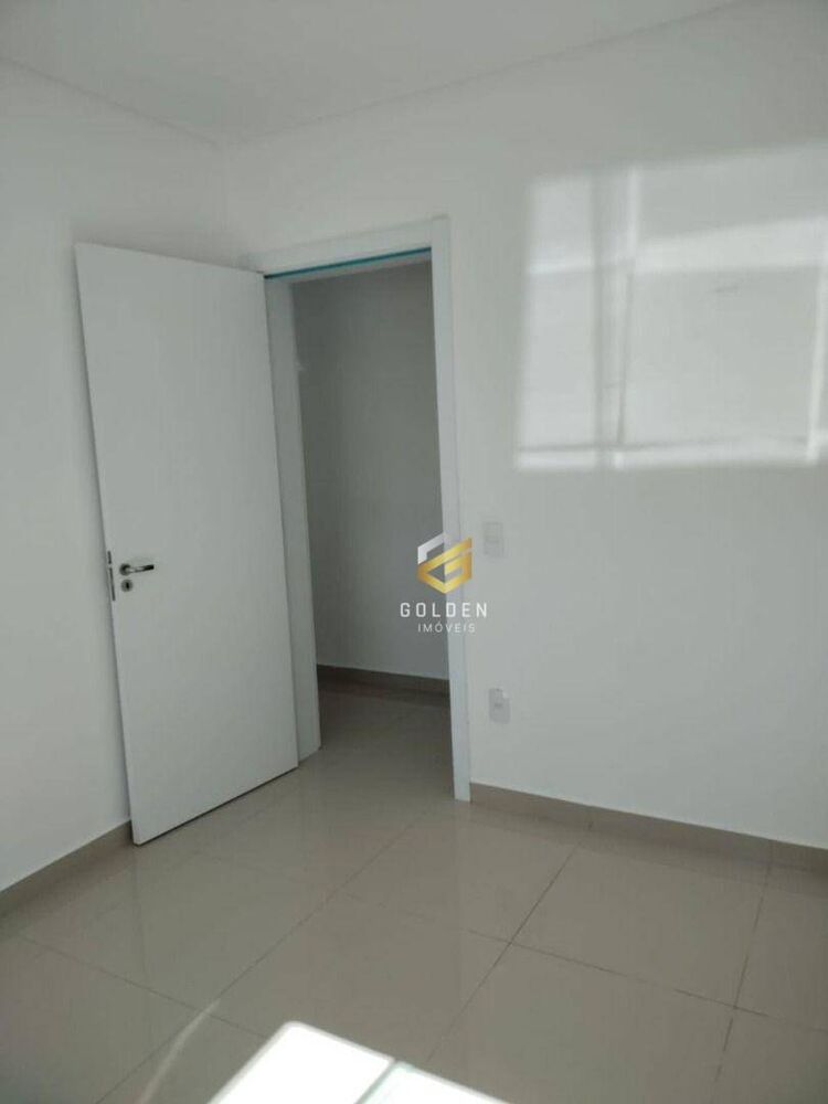Apartamento para alugar com 2 quartos, 63m² - Foto 3