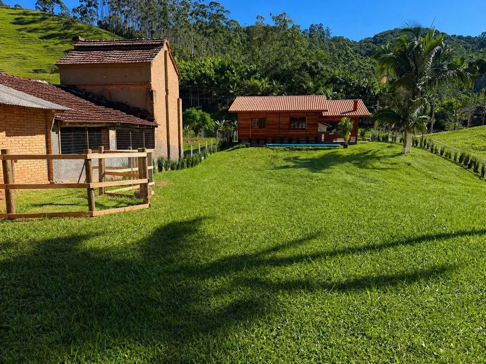 Sítio, 2 quartos, 1000 m² - Foto 12