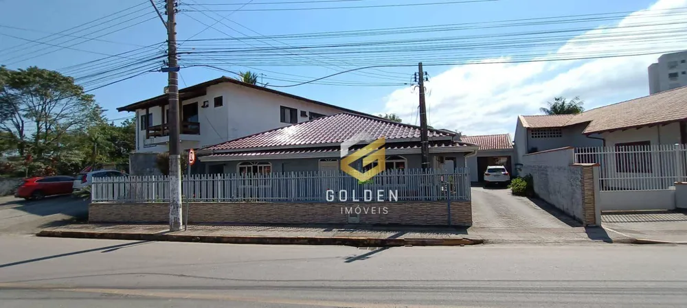 Casa, 2 quartos, 100 m² - Foto 1