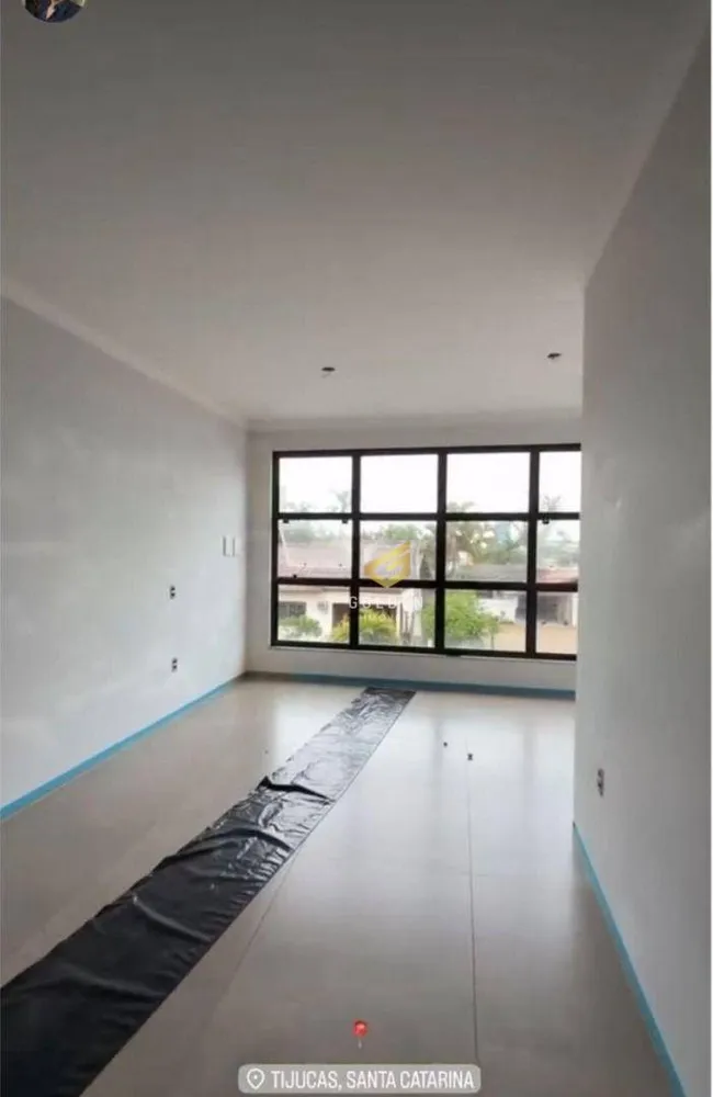 Casa, 3 quartos, 361 m² - Foto 1