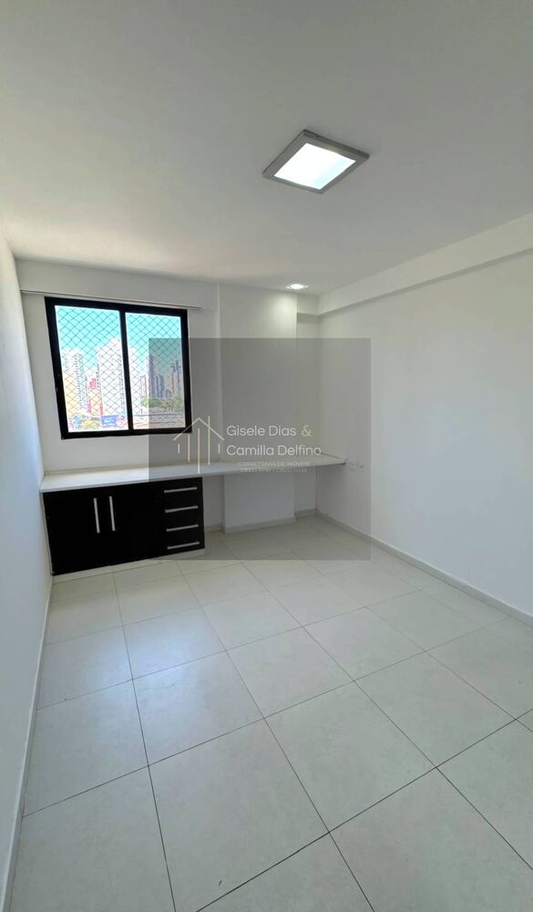 Apartamento à venda com 2 quartos, 65m² - Foto 4