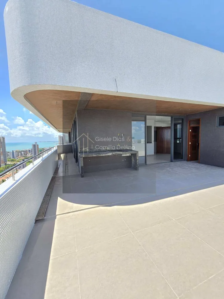 Cobertura, 3 quartos, 211 m² - Foto 4
