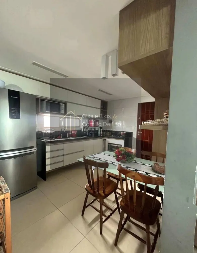Apartamento, 3 quartos, 110 m² - Foto 1