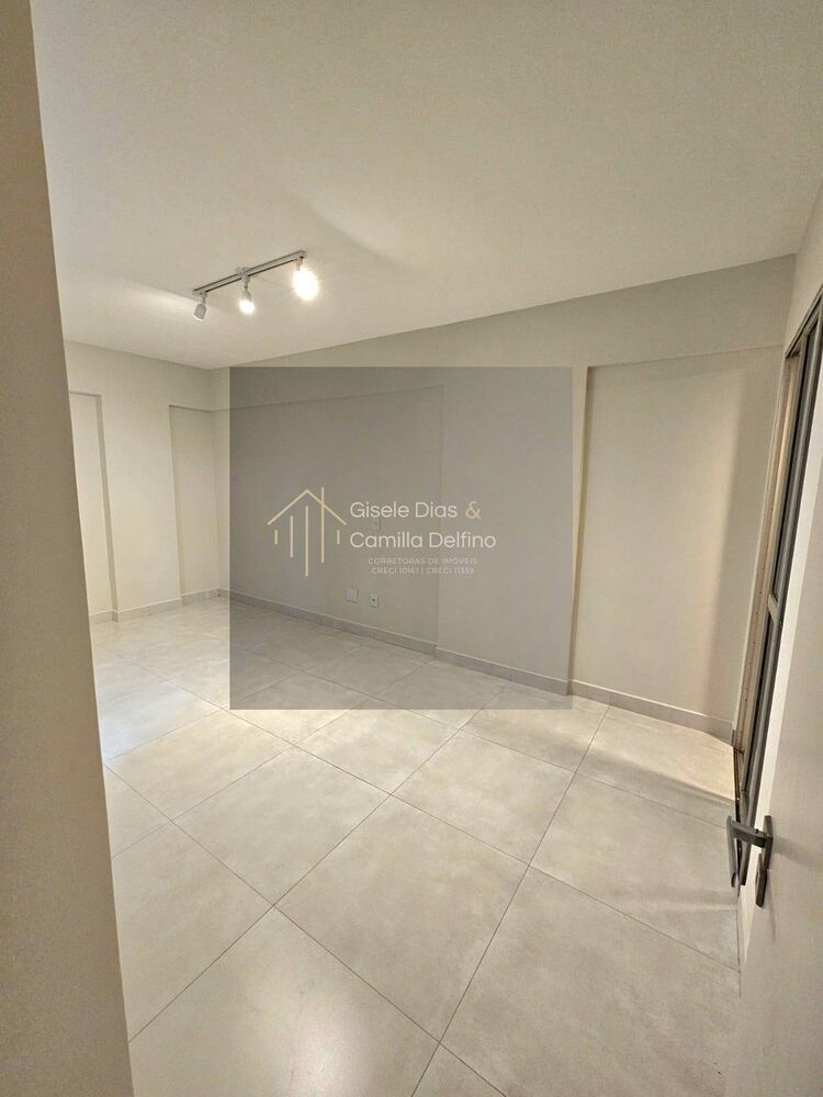 Apartamento à venda com 3 quartos, 125m² - Foto 4