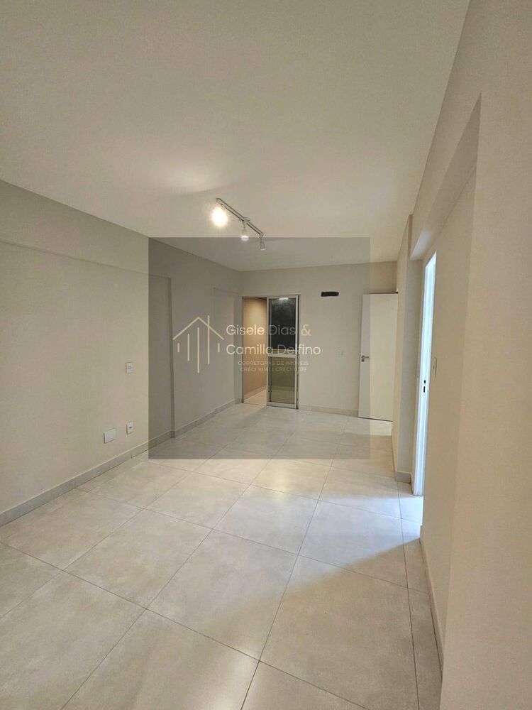 Apartamento à venda com 3 quartos, 125m² - Foto 2