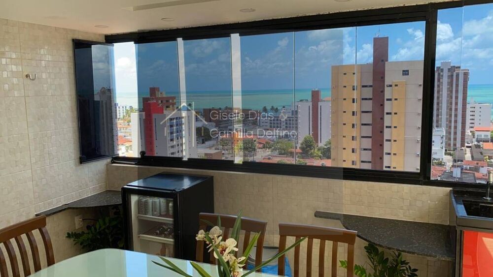 Cobertura à venda com 3 quartos, 200m² - Foto 2