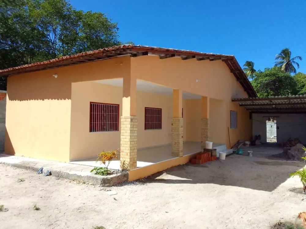 Casa à venda com 3 quartos, 150m² - Foto 2