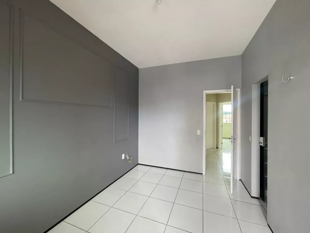 Casa à venda com 4 quartos, 140m² - Foto 5