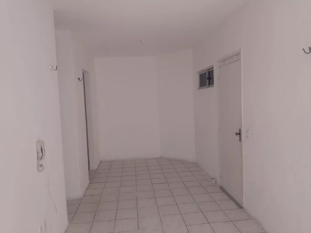 Apartamento à venda com 2 quartos, 58m² - Foto 6