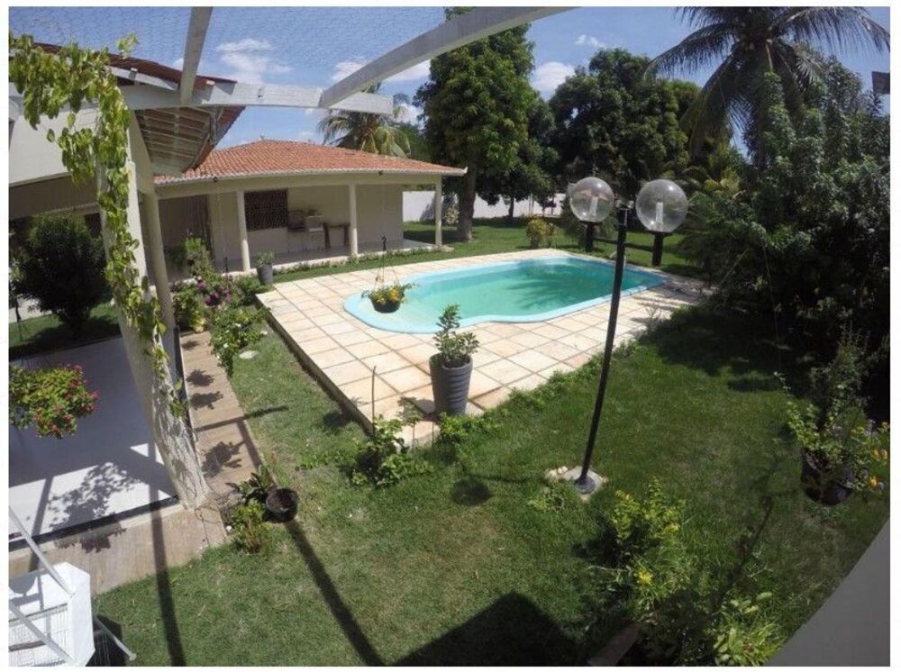 Casa à venda com 3 quartos, 2190M2 - Foto 1