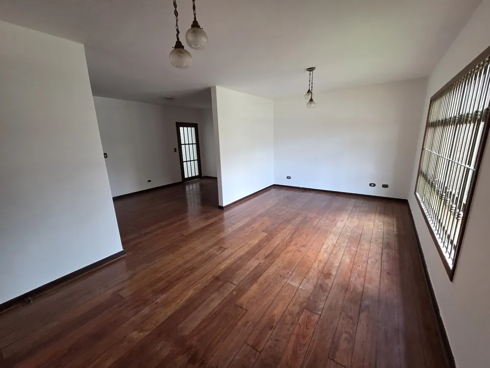 Casa, 5 quartos, 210 m² - Foto 2