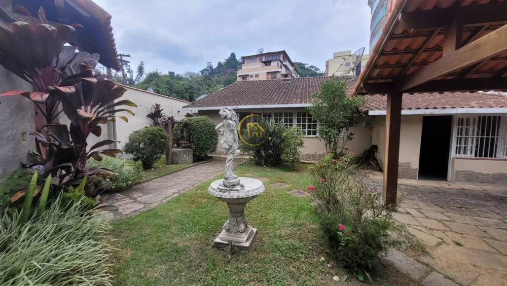 Casa, 4 quartos, 460 m² - Foto 1