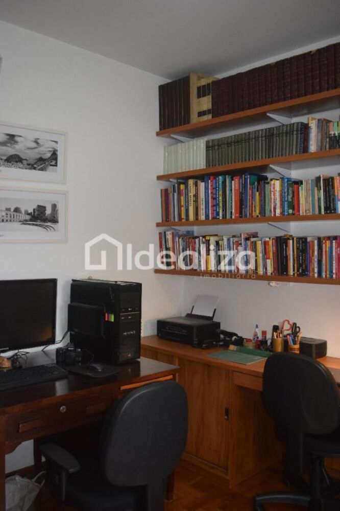 Casa, 3 quartos, 428 m² - Foto 1