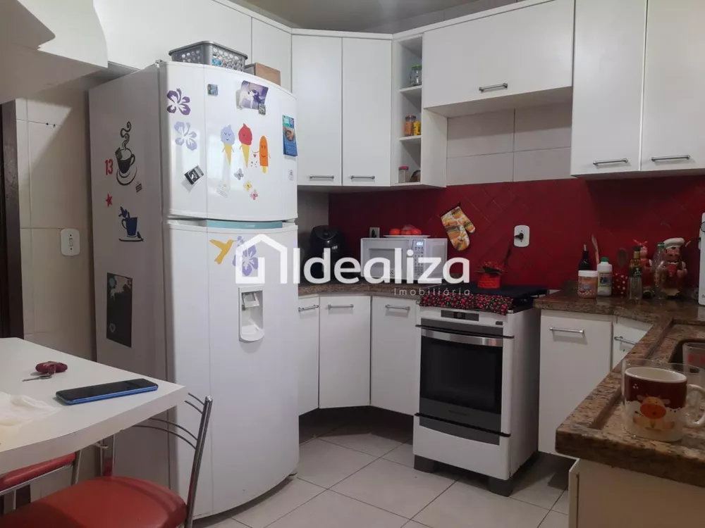 Casa, 4 quartos, 185 m² - Foto 12