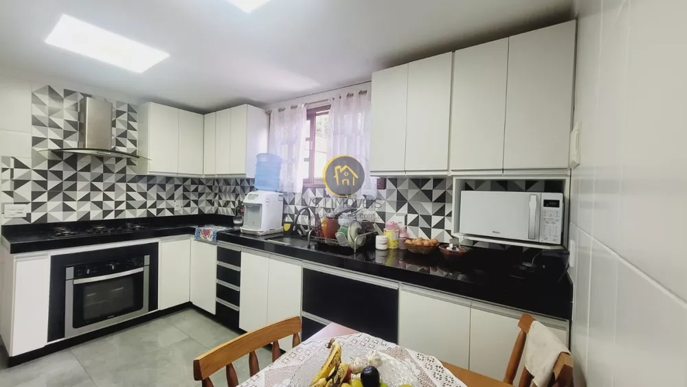 Casa, 3 quartos, 219 m² - Foto 27