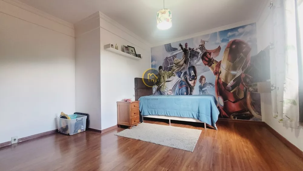Casa, 3 quartos, 219 m² - Foto 1