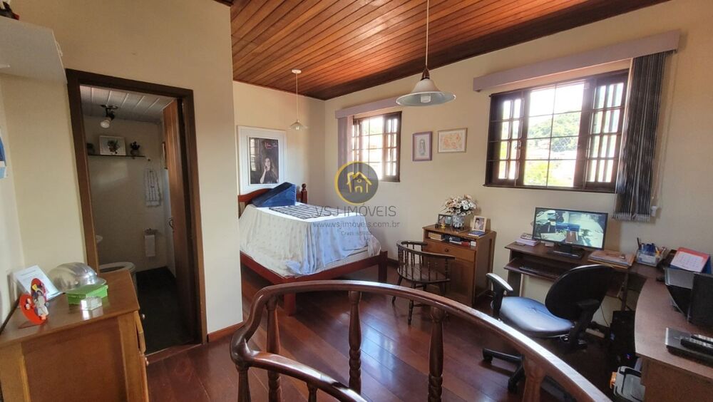 Casa à venda com 4 quartos, 446m² - Foto 4