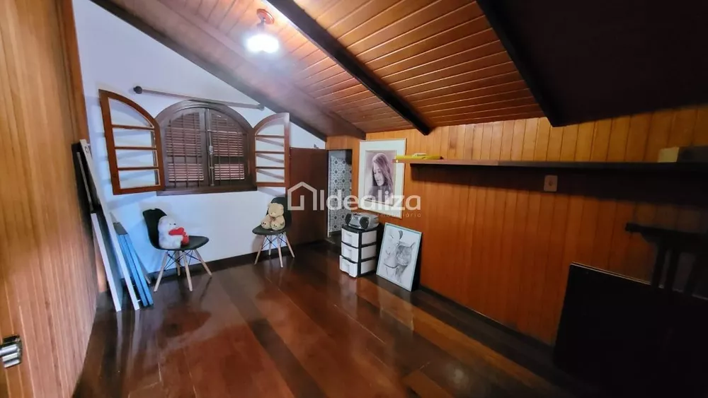 Casa, 5 quartos, 416 m² - Foto 3