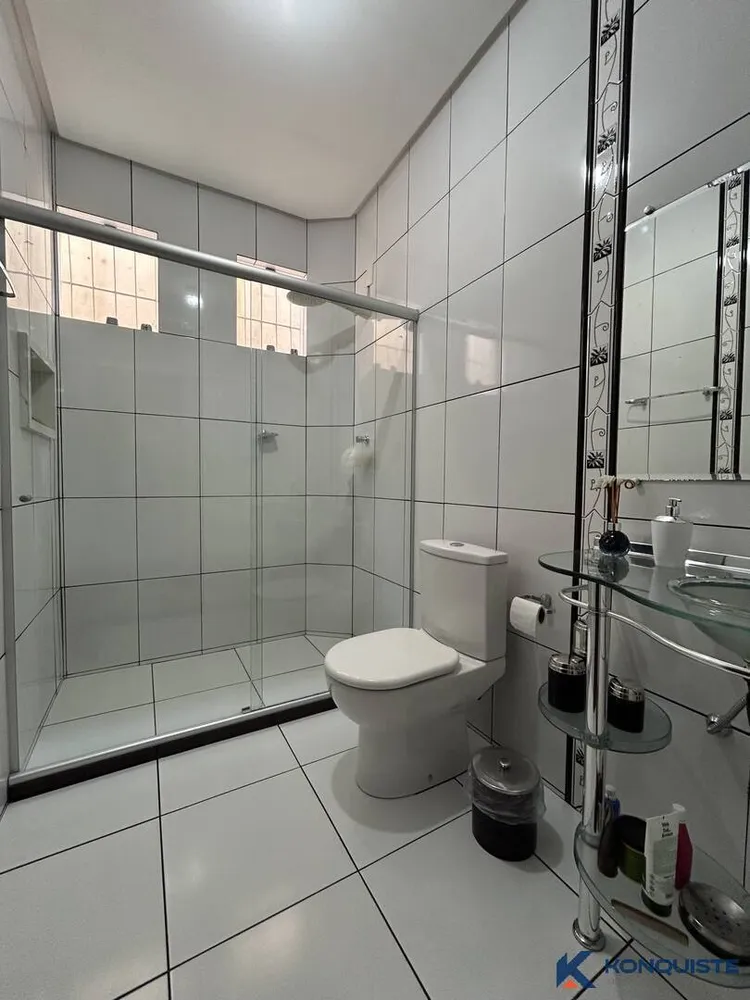Casa, 3 quartos, 247 m² - Foto 9