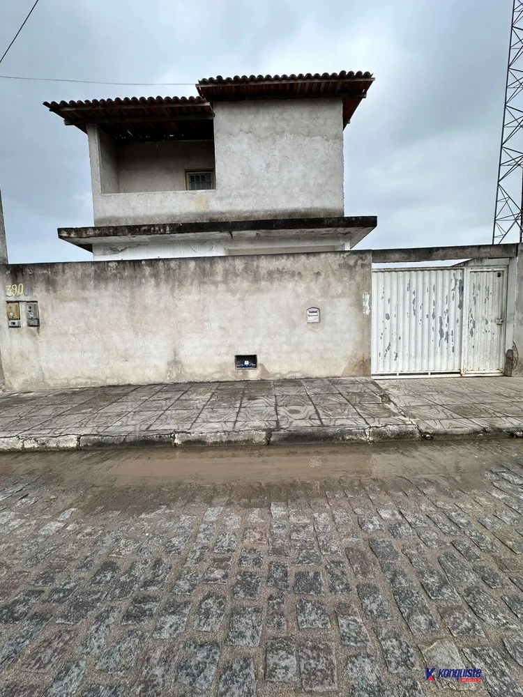 Casa, 4 quartos, 66 m² - Foto 1