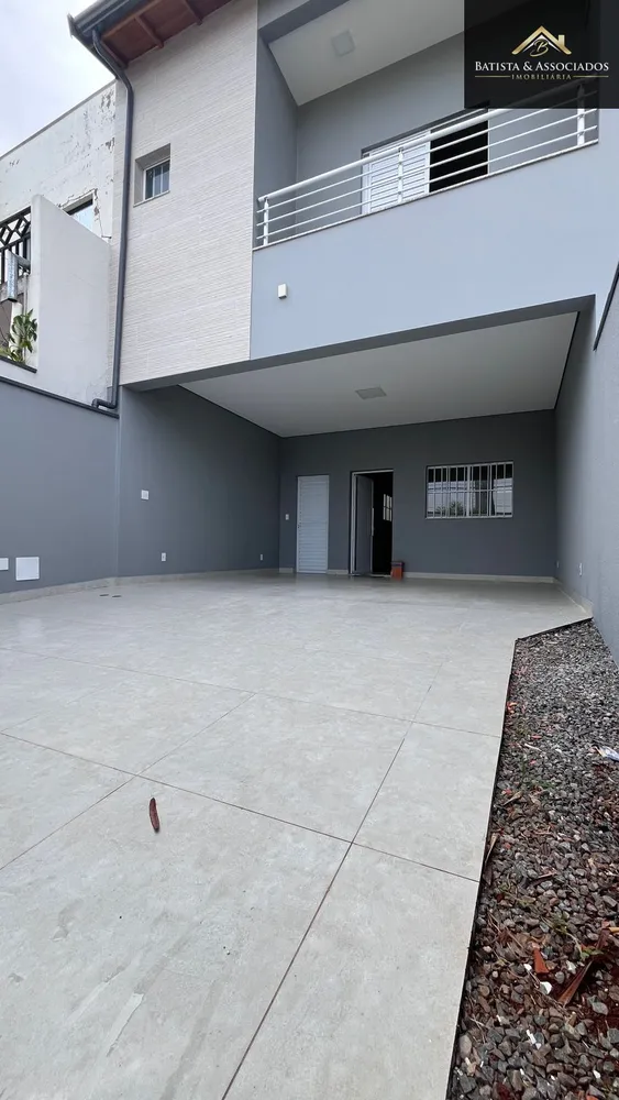 Casa, 3 quartos, 137 m² - Foto 2