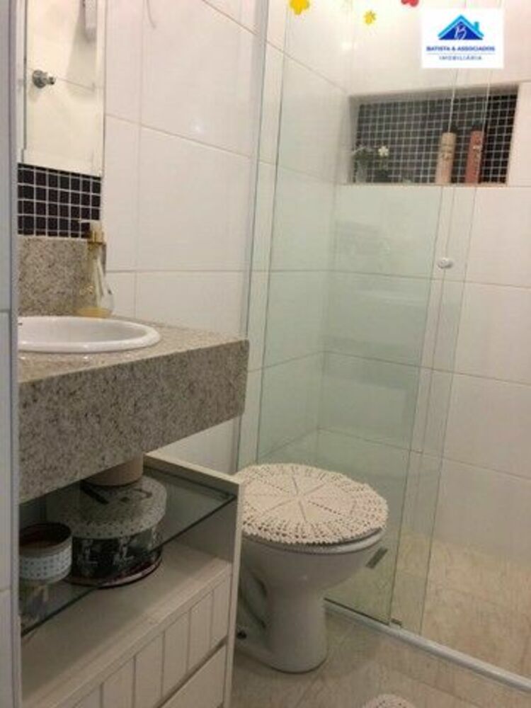 Apartamento à venda com 3 quartos, 105m² - Foto 2
