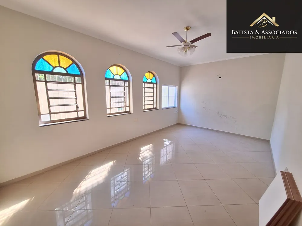 Casa, 3 quartos, 225 m² - Foto 1