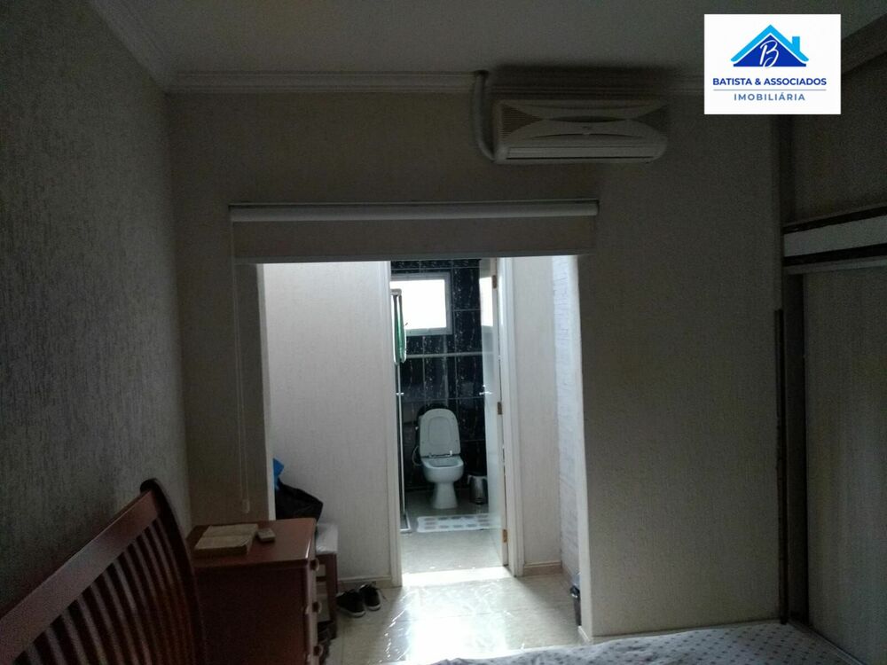 Casa, 3 quartos, 260 m² - Foto 1