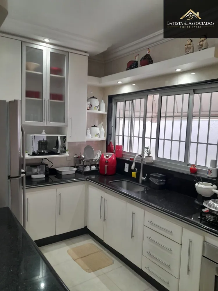 Casa, 3 quartos, 262 m² - Foto 14