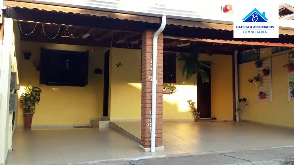 Casa à venda com 2 quartos, 75m² - Foto 4