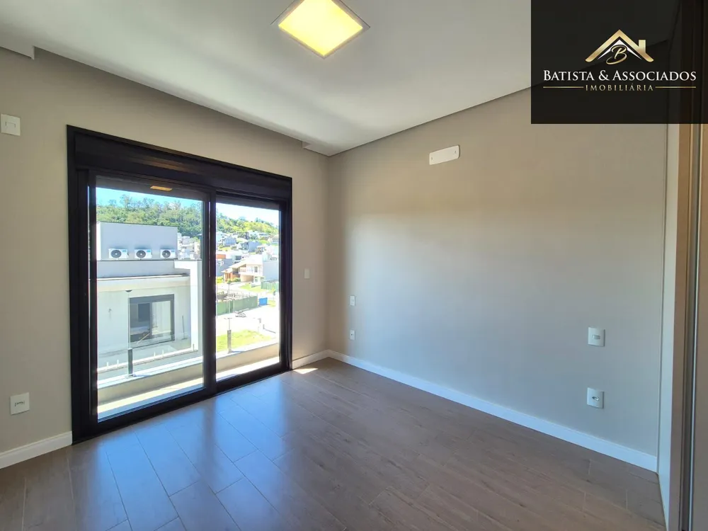 Casa, 3 quartos, 222 m² - Foto 9