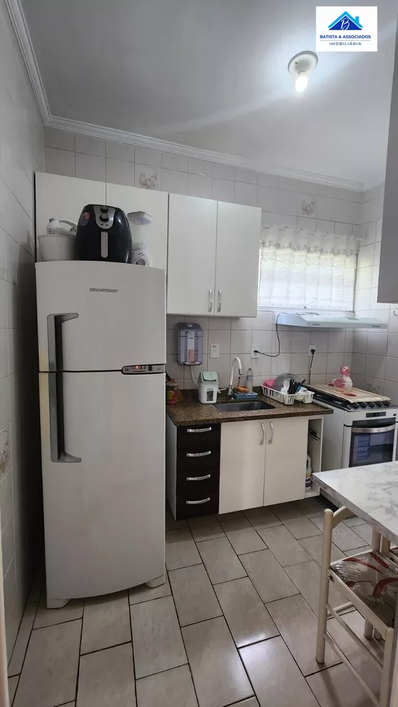 Apartamento à venda com 2 quartos, 64m² - Foto 3