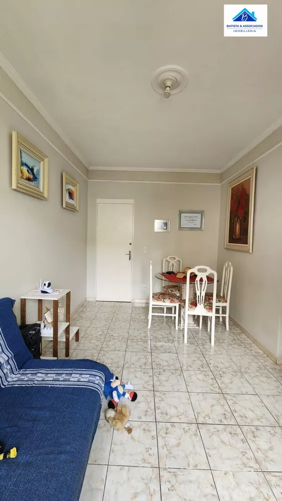 Apartamento à venda com 2 quartos, 64m² - Foto 1