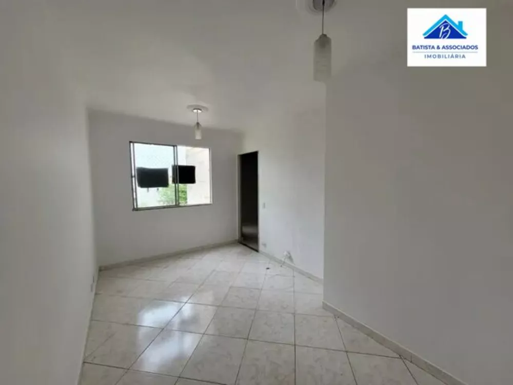 Apartamento à venda com 2 quartos, 65m² - Foto 2