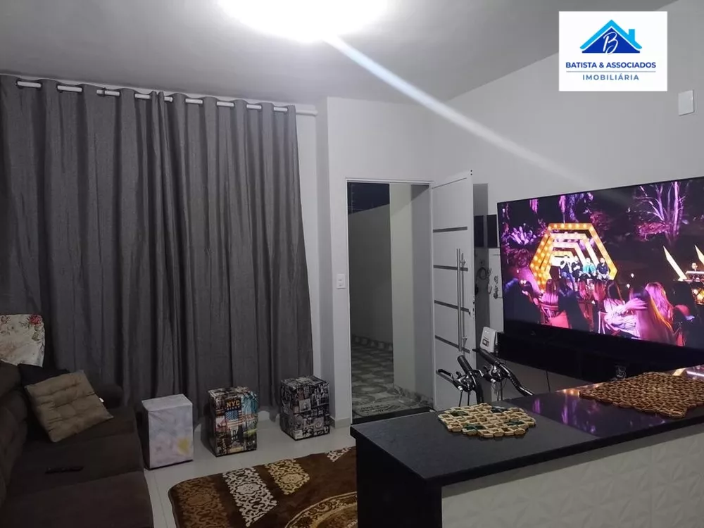 Casa à venda com 2 quartos, 58m² - Foto 3