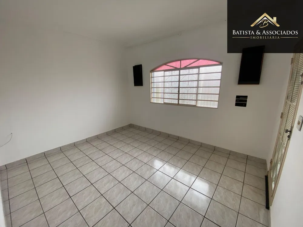 Casa, 3 quartos, 151 m² - Foto 2