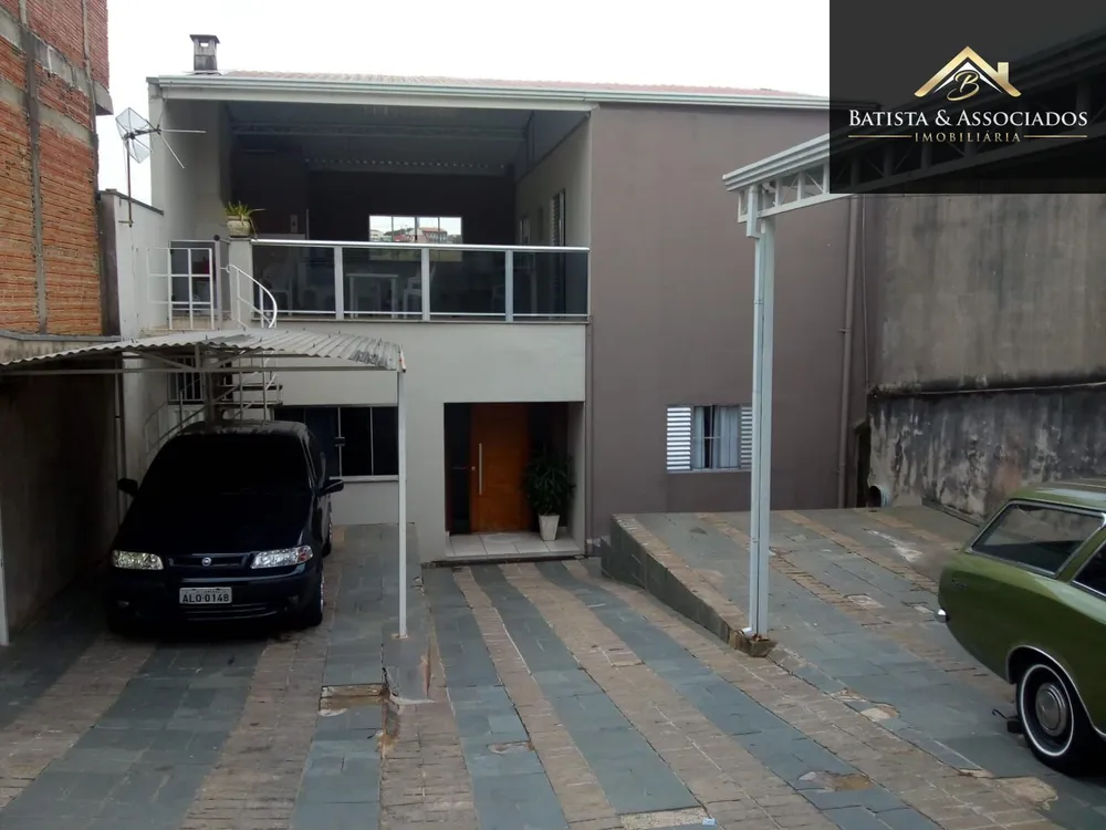 Sobrado, 3 quartos, 218 m² - Foto 1