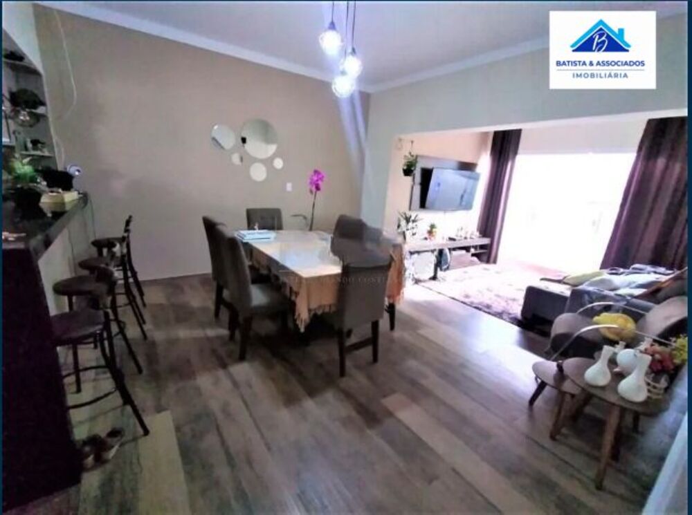 Casa, 3 quartos, 272 m² - Foto 4