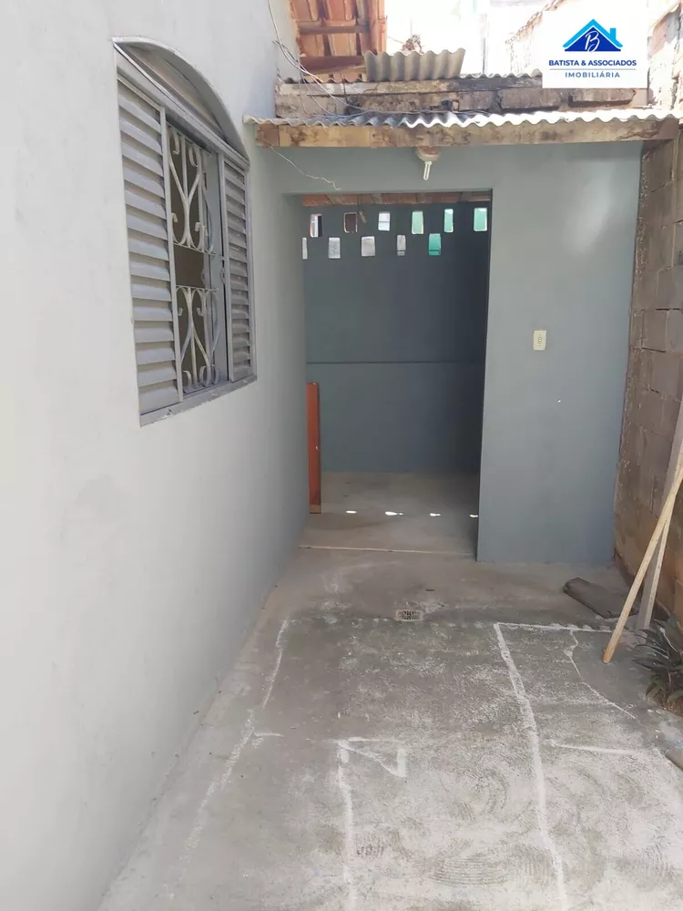 Casa à venda com 3 quartos, 179m² - Foto 11