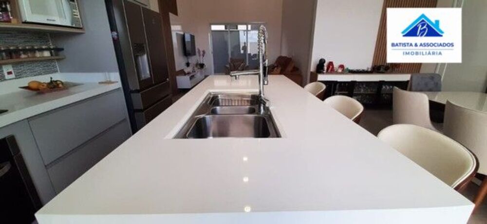 Casa, 3 quartos, 180 m² - Foto 2