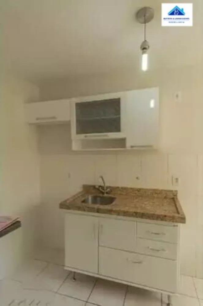 Apartamento à venda com 2 quartos, 57m² - Foto 3