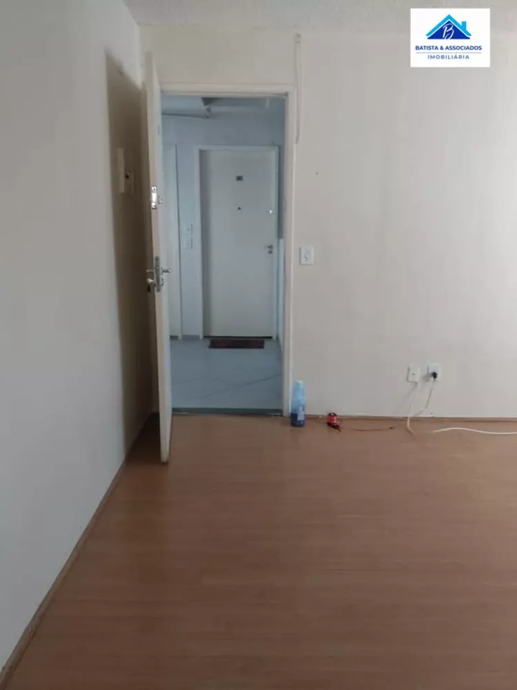 Apartamento à venda com 2 quartos, 44m² - Foto 3