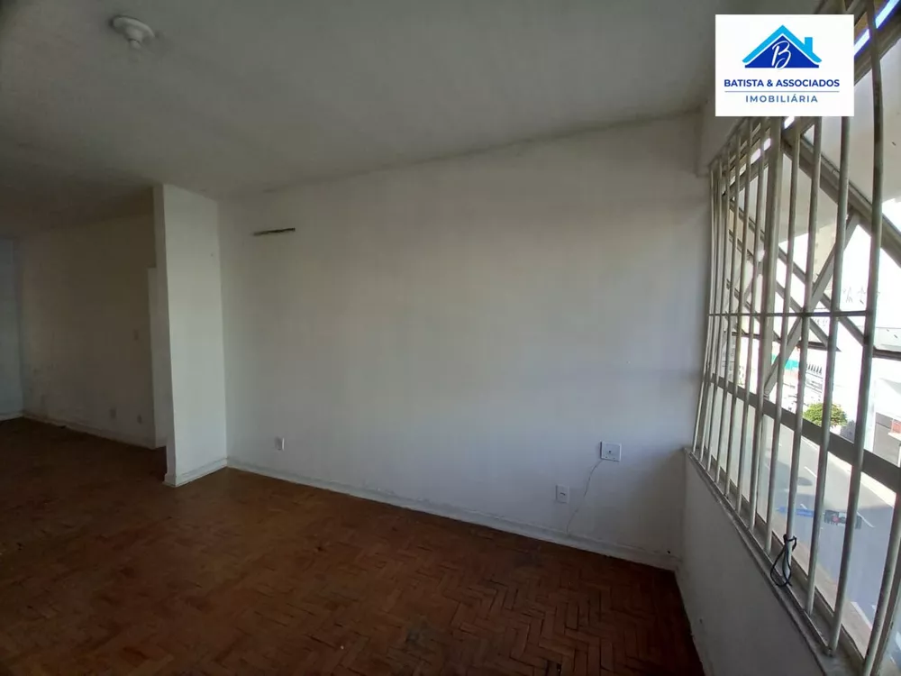 Apartamento à venda com 1 quarto, 61m² - Foto 4