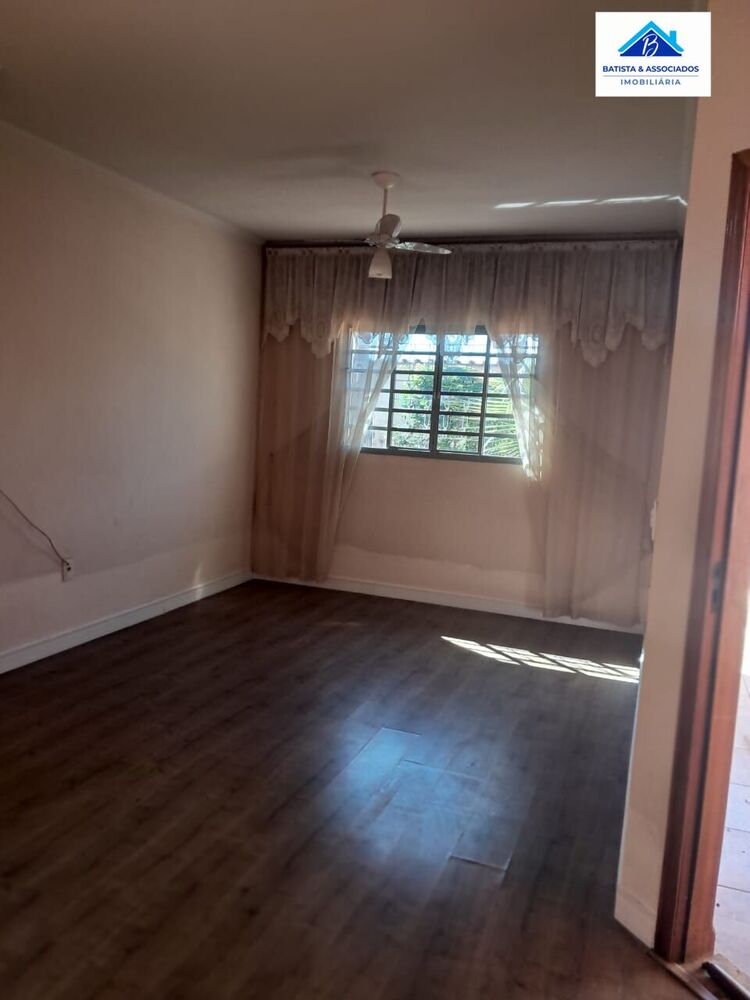 Casa, 3 quartos, 193 m² - Foto 4