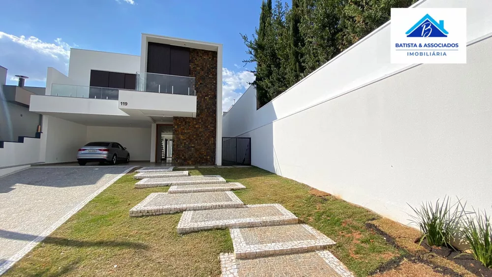 Casa de Condomínio à venda com 4 quartos, 300m² - Foto 2