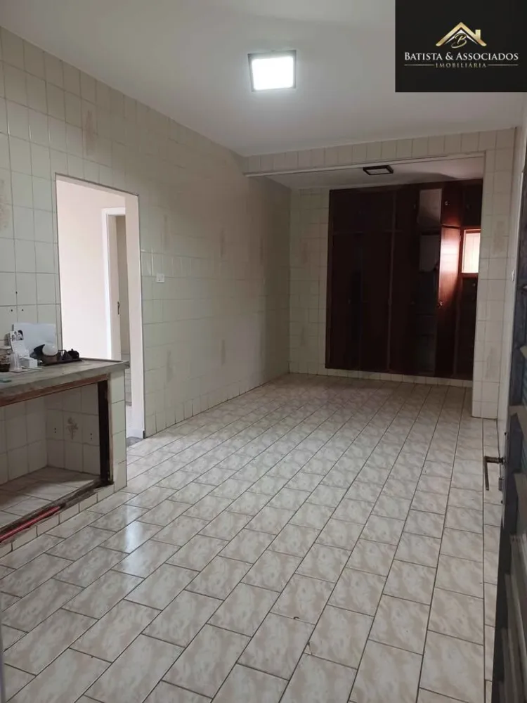 Casa, 3 quartos, 220 m² - Foto 11
